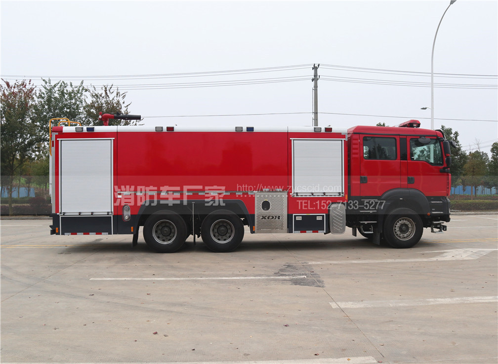 國六重汽汕德卡15噸泡沫消防車