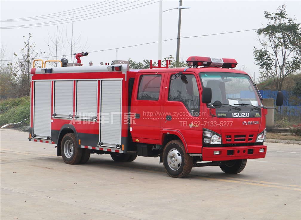 國六五十鈴2.5噸水罐消防車（內藏罐）