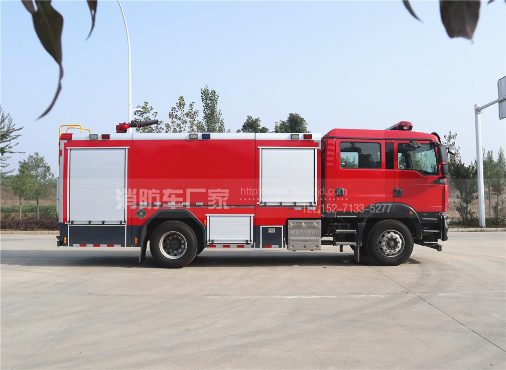 8噸泡沫消防車【重汽汕德卡】