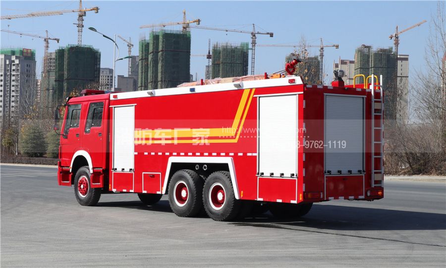 重汽16噸水罐消防車