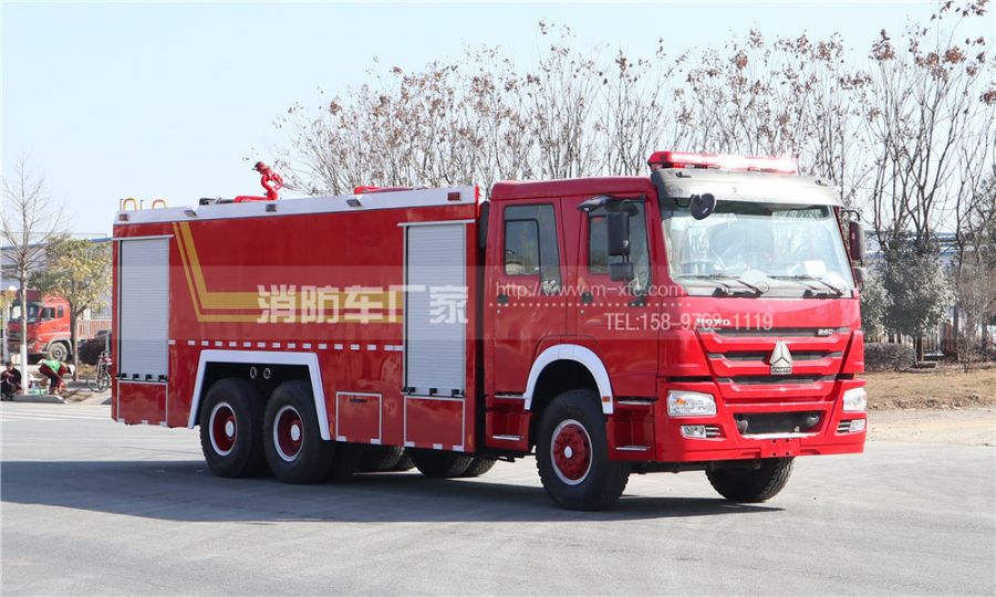 重汽16噸水罐消防車
