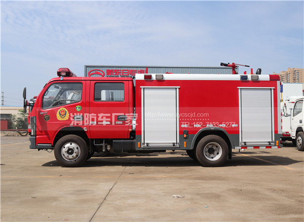 國六東風3噸水罐消防車